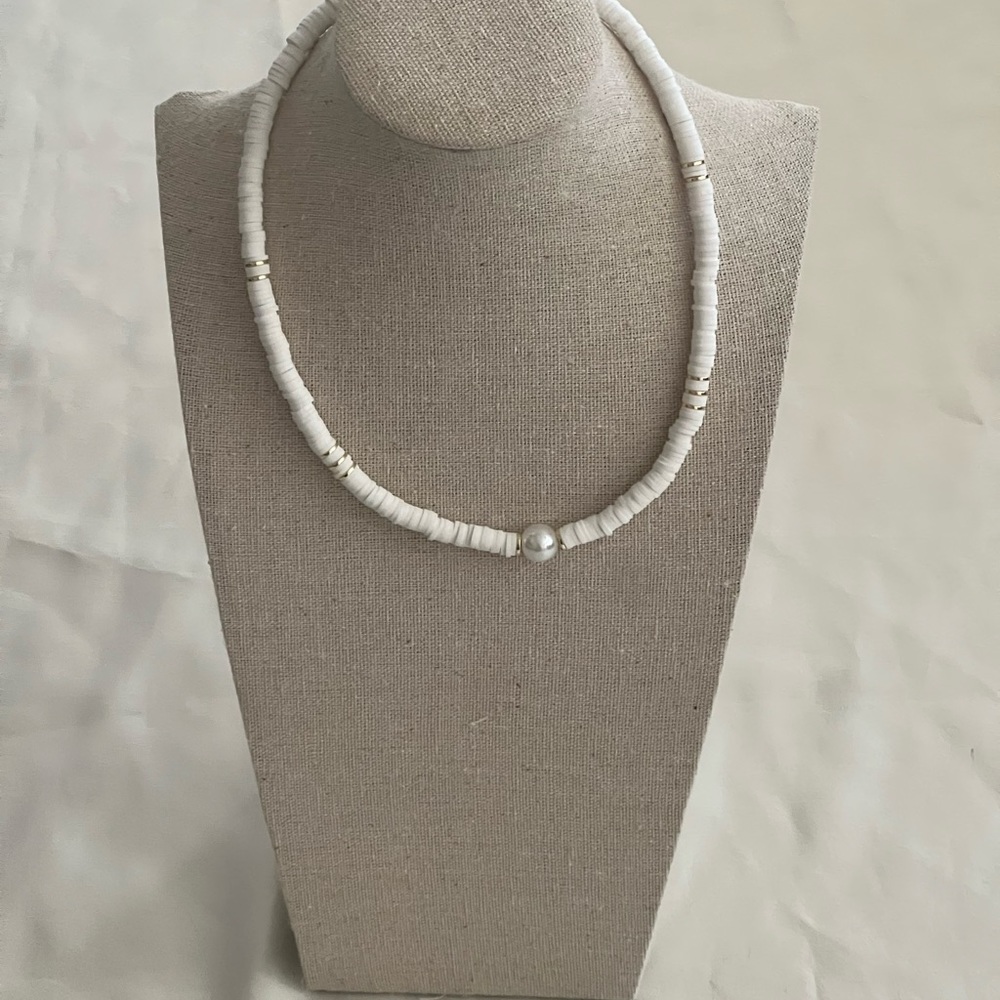 crafted  heishi bead  & with  freshwater baroque pearl  surf summer neckalce